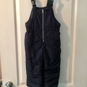 Carter’s navy bibs. Size 2T